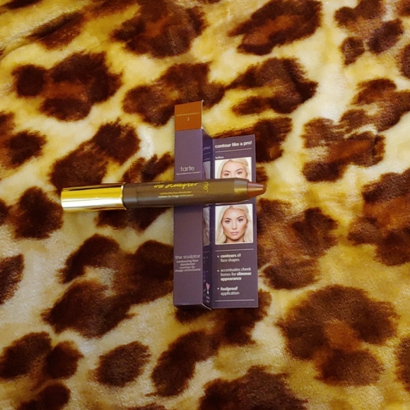 NEW TARTE THE SCULPTER - Picture 3 of 3